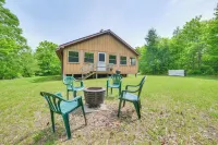 Michigan Retreat on 10 Acres Hike, Fish and Explore -  Privatzimmer