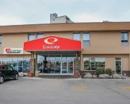 Econo Lodge Hotel dekat University of Manitoba