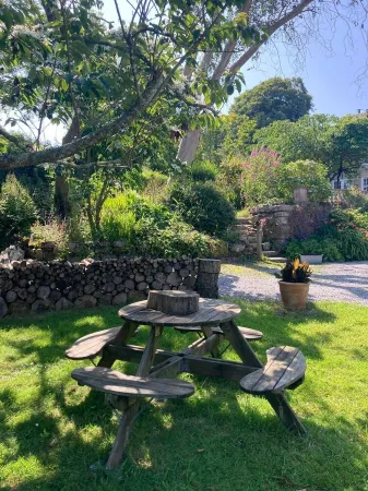 Charming cottage in quiet village near the Helford River Отели в г. Мауган-ин-Менедж