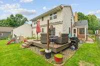 Spacious Backyard and Theater Room - Charming Family Retreat