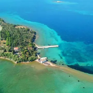 Eretria Panorama Seaview Retreat with Balcony