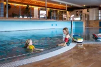 Hotell Gyllene Hornet - С бассейном