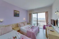 Porteras Hotel Hotels in Bayraklıdede