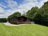 Willow Lodge - parking