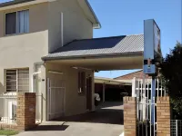 Bondi Motel
