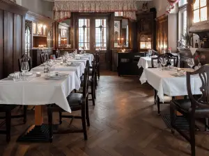 Hotel Weisses Haus