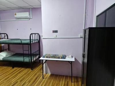 Alhuda Roomstay Hotels near Bodhiyarama Hermitage