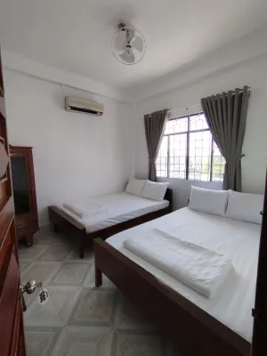 Nhà Nghỉ Sao Mai Các khách sạn gần Khu Di Tích Lịch Sử Văn Hóa Núi Bình San