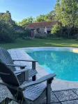 Eco-immersion Hotels in Vailhourles