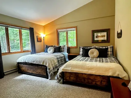 Beautiful Summer Lake Home - Minutes Away from Minocqua!