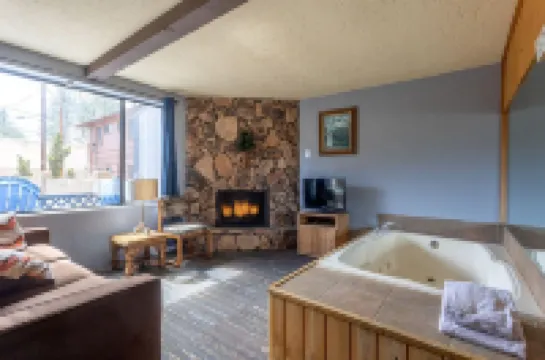 SoCal Vacations - Village Inn Hotels in Big Bear Lake