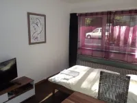 Rent a Home Schweizergasse Hotels in Bottmingen