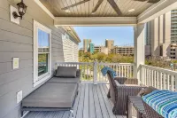 Walk to Ocean: Myrtle Beach House w/ Hot Tub! - parking