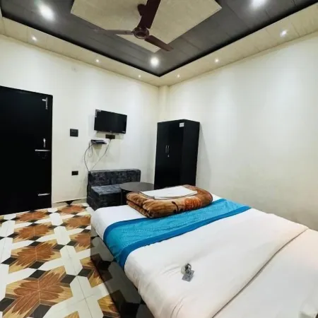 Royal Guest House