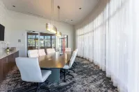 Daytona 2BR w/ Parking Family & Pet Friendly