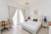 Townhouse Budens Hotels in Budens