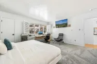 Lakefront/Sauna/Game Room/10 Min to Keystone/20 Min to Breck/Walk toAmphitheater