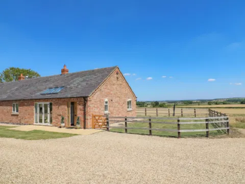 蒂爾小屋酒店 酒店