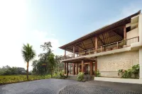 Asvara Luxury Resort & Spa Ubud by Ini Vie Hospitality Hotel dekat Jembatan