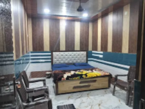 Shree Ram Saroj - Aksh Dham