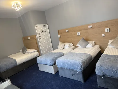 Diamonds Inn Hotels in York