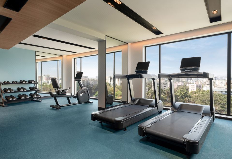 힐튼 가든 인 객실 내부 사진