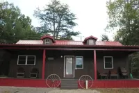 Secluded in Amish Country and peaceful