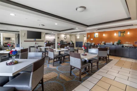 Best Western Plus Keene Hotel Отели в г. Кин