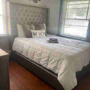 The River Green Getaway Rooms