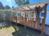 MOBILHOME 6 PERS CAMPING 3 Stars near the sea Hotels in Lunel
