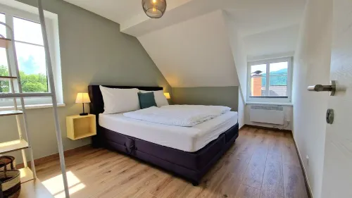 Cozy central vacation apartment near the lake فنادق في ميلستات