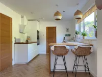 Pembury – Spacious and Contemporary 4 Bedroom Holiday Retreat