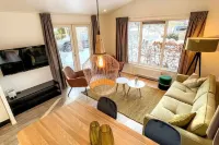 Great little house next to the forest and still close to Arnhem. High ratings!