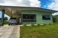 Comfortable 3-bedroom house AC TV in rooms WiFi laundry fully equipped kitchen Hotels in 