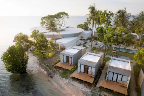 Nirva Ocean House Hotels in Thousand Islands
