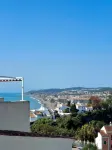 Charming penthouse ideal for couples. Overlooking the sea (800m and the mountains.