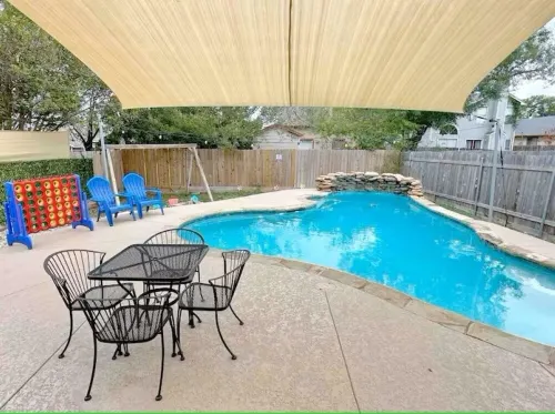 Pool House near Downtown Round Rock