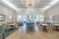 햄프턴 인 & 스위트 사우스 파크 앳 필립스 플레이스