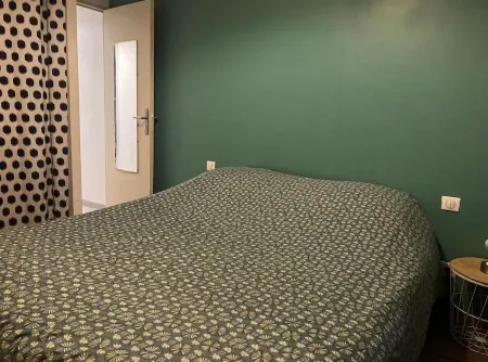 Maison Teranga au Bourg Avec 2 Places de Parking Gratuites Отели рядом с достопримечательностью «Pascal's Cave»