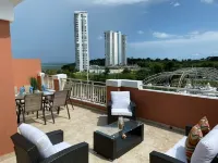 Oasis Luxury Penthouse with Ocean & Marina Views