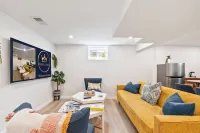 Swanky 1BDR, SpaShower, SuperClean, Fully Stocked,By WestEnds in St. Louis Park!