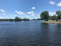 Bobcaygeon Waterfront 3-Bedroom Vacation House Hotels in Bobcaygeon