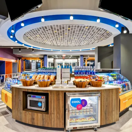 Tru by Hilton Richmond
