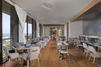 Hotel La Jolla, Curio Collection by Hilton - breakfast