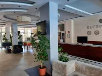 Central, 1 Bed Apt, 3 Yassen