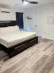 Charming 3-bedroom minutes from OWA