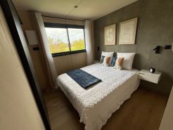 Self-contained Zen apartment with garden + Parking