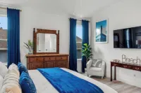 4BR Heated Pool & Walk to Beach - Double Master w Bonus Loft - Amazing Sunsets!