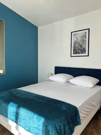 Desir home Отели в г. Невер