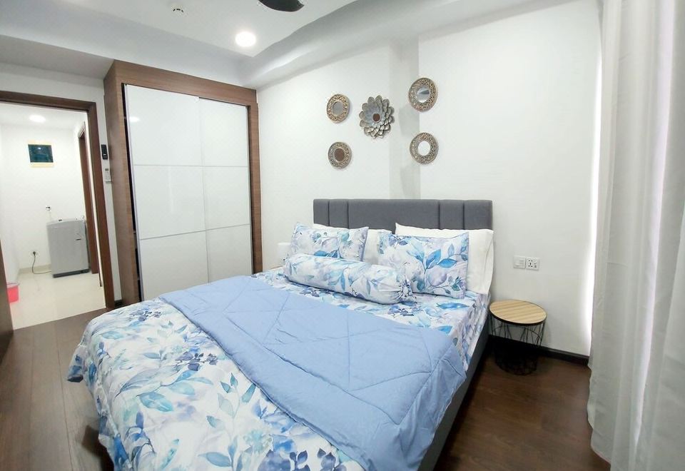 1. Cozy 2 B..